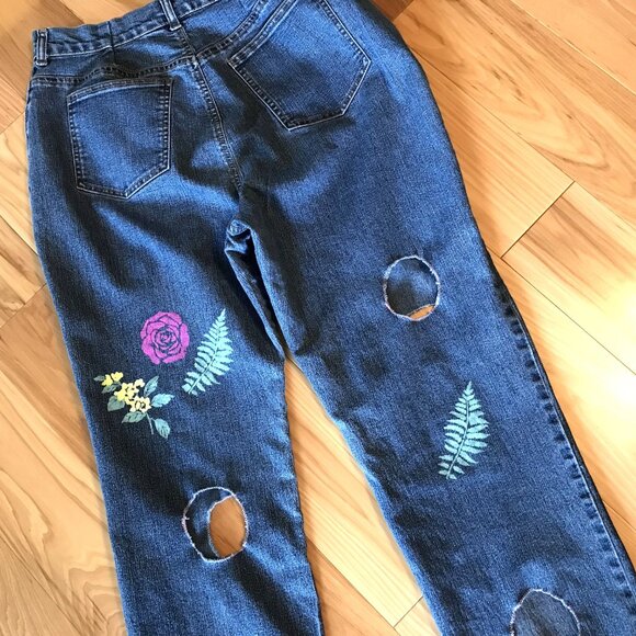 Upcycled Sonoma Jeans w/Cut-Outs, Painted Flower Funky Pants, Size 16 Short - Picture 9 of 15
